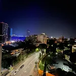 Urban Comfort Oasis Апартаменты *