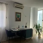 Urban Comfort Oasis 티라나